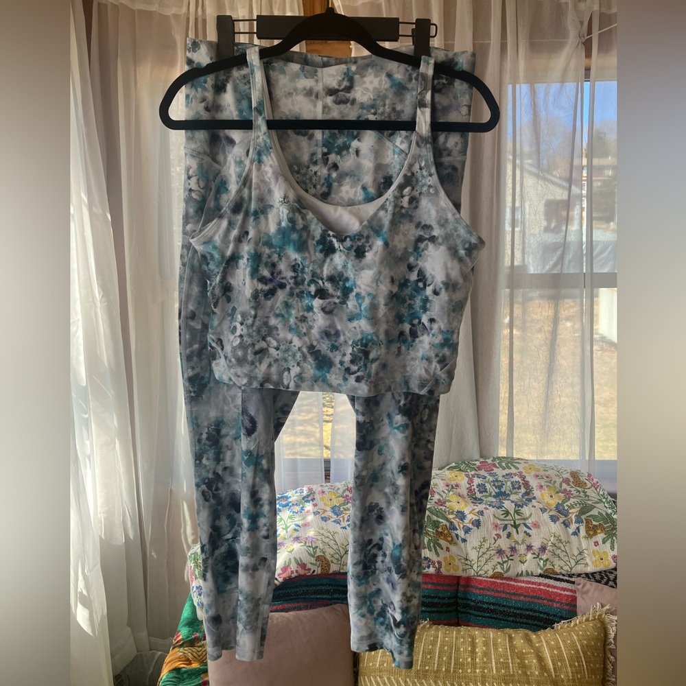 Lululemon matching align set